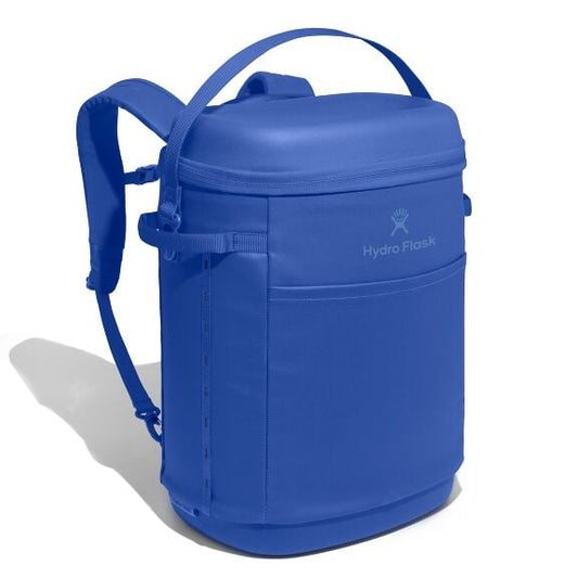 carryouttm-backpack-22-l-p7 18pco382_carryout_backpack_22l_capri_blue_angled_1.jpg