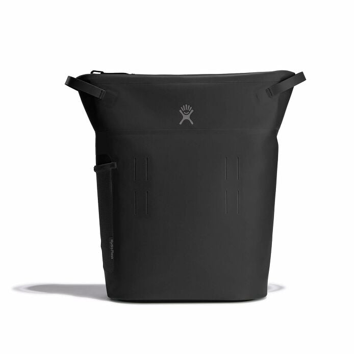 20-l-day-escapetm-pack-s9 20-l-day-escape-soft-cooler-pack-black-straight-on.jpg