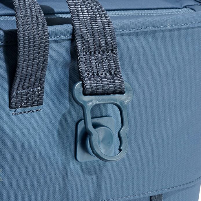 carryouttm-soft-cooler-tote-20-l-v5 250815_hydro_cooler_details_14839_2.jpg