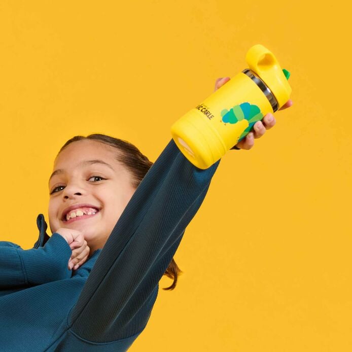 kids-12-oz-bottle-world-of-eric-carletm-d5 9-lifestyle.jpeg