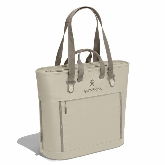 carryouttm-soft-cooler-tote-20-l-v5 midiit114-carryout-tote-20l-oat-angled.jpg