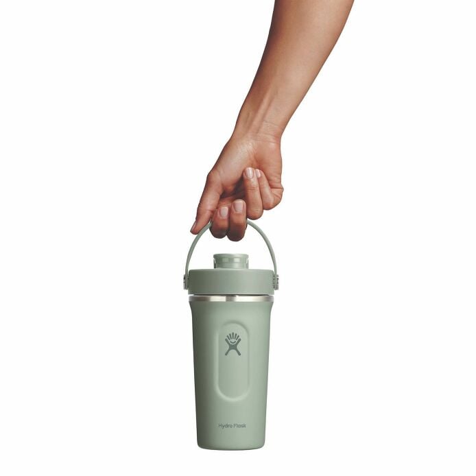 gym-bundle-m7 mxcc24374_24ozinsulatedshakerbottle_agave_hb_1.jpg