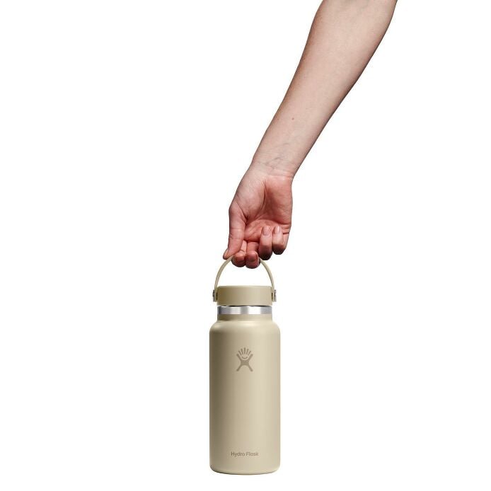 32-oz-wide-mouth-bottle-t5 w32cts114_32ozwideflexcap_oat_hb_1.jpg